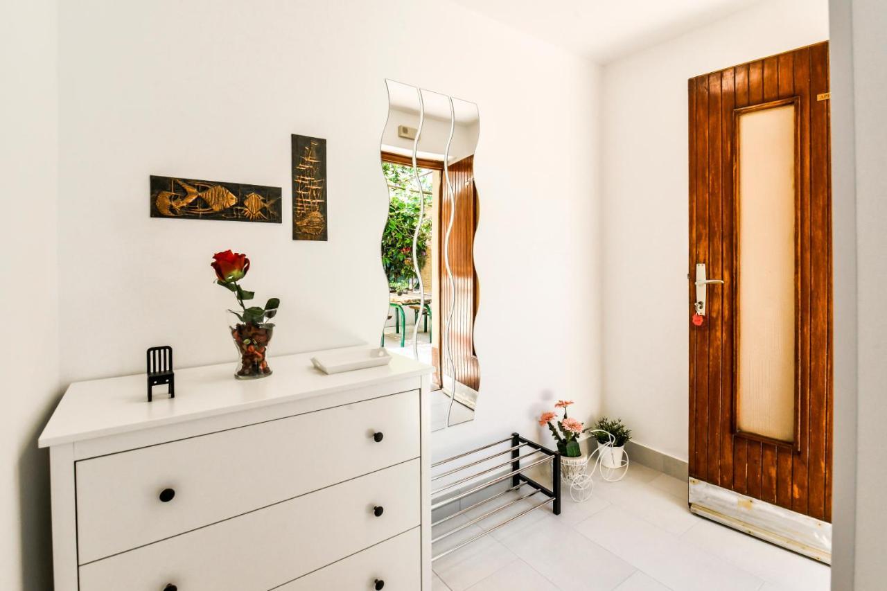 Apartment Anna Umag Exterior photo